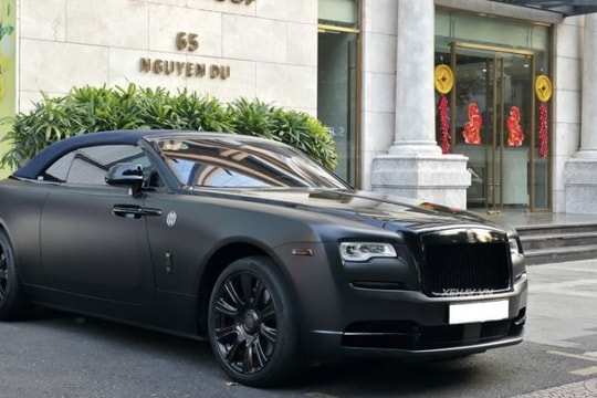 Cận cảnh Rolls-Royce Dawn hàng hiếm, cả Việt Nam chỉ có đúng 2 chiếc