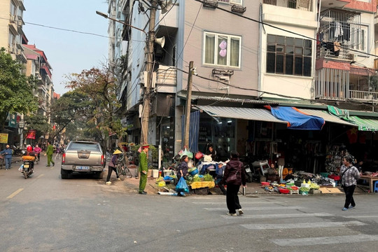 Hà Đông giải tỏa chợ cóc, chợ tạm: Quyết liệt nhưng thấu tình, đạt lý