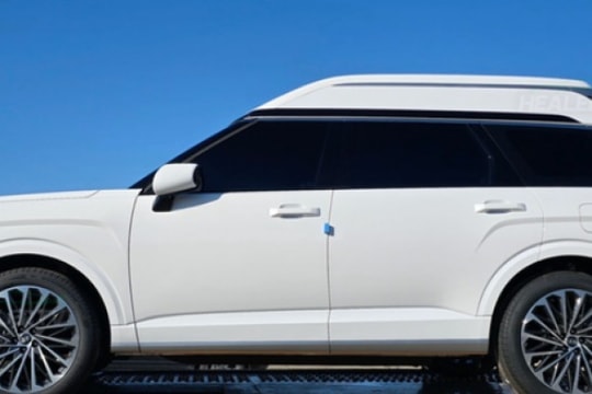 Hyundai Palisade bản trần cao - Phiên bản dành cho các ông chủ lộ diện