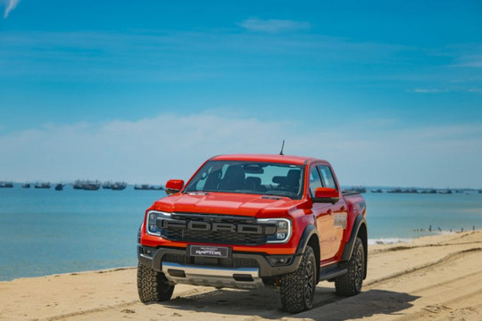 Ford Việt Nam đạt kỷ lục bán hàng 2025 với 50.450 xe