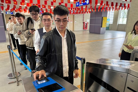 Từ 1/2/2026, Metro Nhổn - Ga Hà Nội vận hành 100% cổng soát vé định danh, sinh trắc học