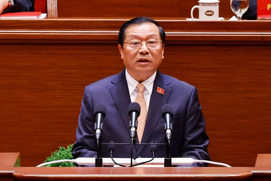 Bảo vệ vững chắc nền tảng tư tưởng của Đảng, nền tảng chính trị của chế độ