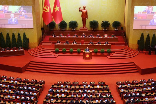Tám nội dung xuyên suốt tập trung triển khai các quyết sách chiến lược