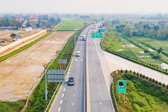 Khẩn trương rà soát, nâng cấp các tuyến đường bộ cao tốc đã đầu tư theo quy mô phân kỳ