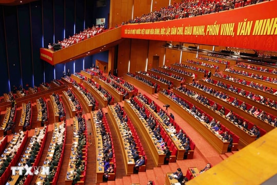 Thông cáo báo chí về ngày làm việc thứ tư Đại hội đại biểu toàn quốc lần thứ XIV của Đảng