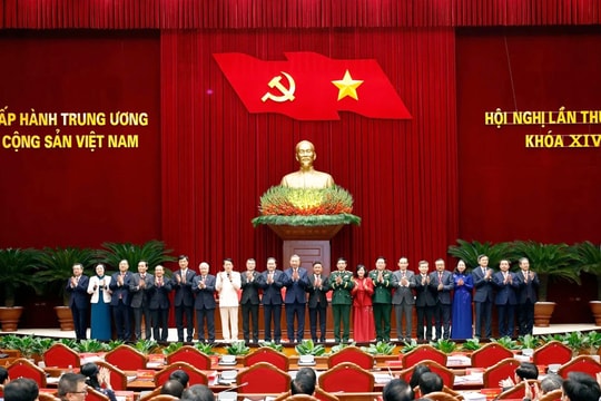 Danh sách 19 đồng chí Ủy viên Bộ Chính trị khóa XIV