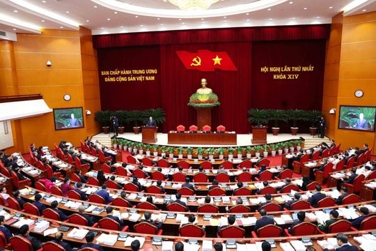 Đồng chí Trần Cẩm Tú tái giữ chức Thường trực Ban Bí thư khóa XIV