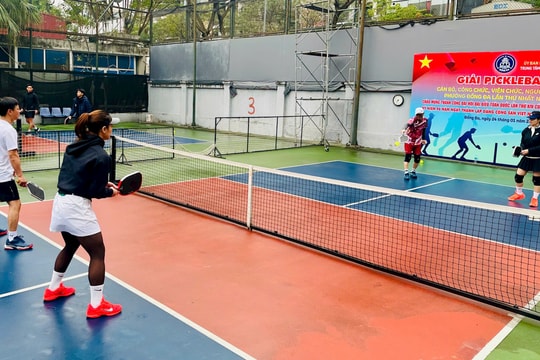 Phường Đống Đa lần đầu tiên tổ chức giải Pickleball dành cho cán bộ, công chức