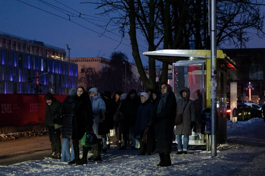 EU gửi máy phát điện khẩn cấp đến Ukraine