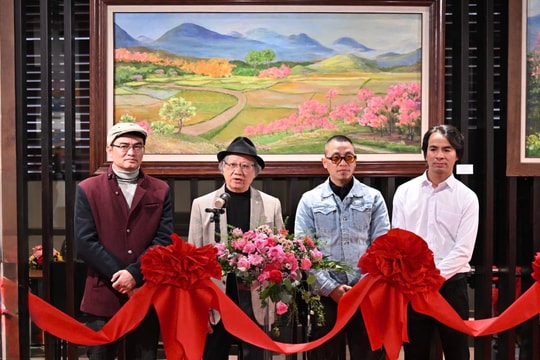 Triển lãm mỹ thuật “Chào Xuân Bính Ngọ 2026”: Sắc xuân hội tụ trong lòng phố cổ