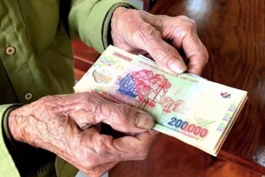 Nâng mức trợ cấp hàng tháng cho thanh niên xung phong