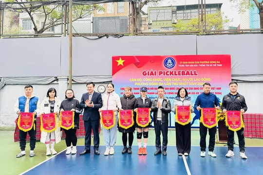 Nâng cao sức khỏe, tạo khí thế thi đua chào mừng thành công Đại hội XIV của Đảng