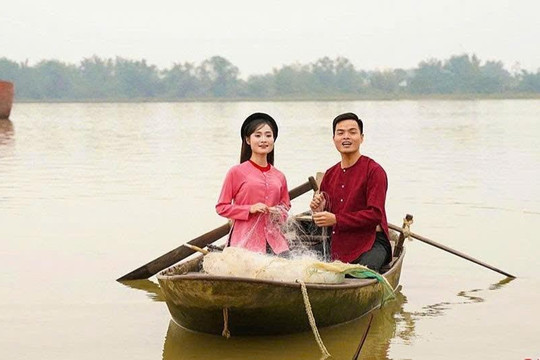 Hà Tĩnh: Nhiều chương trình nghệ thuật đặc sắc chào mừng thành công Đại hội Đảng toàn quốc lần thứ XIV