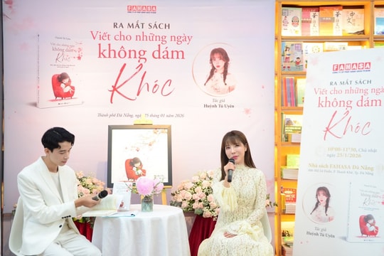 Lời thủ thỉ dịu dàng của người trẻ xa xứ