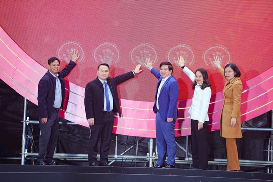 Phường Tây Tựu: Hào hùng và sâu lắng chương trình nghệ thuật “Vững bước mùa xuân mới”