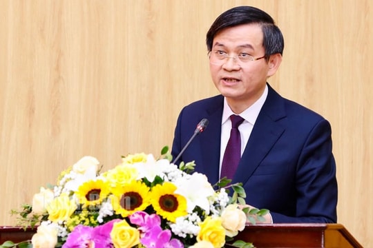 Đồng chí Đoàn Minh Huấn được bầu vào Bộ Chính trị khóa XIV