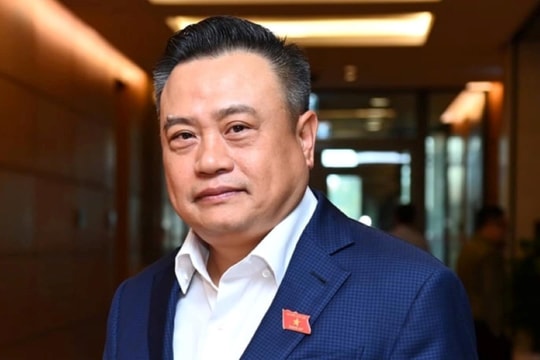 Đồng chí Trần Sỹ Thanh được bầu giữ chức Ủy viên Bộ Chính trị, Chủ nhiệm Ủy ban Kiểm tra Trung ương khóa XIV