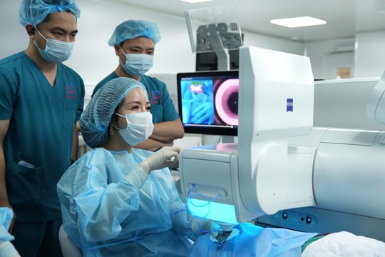 Tật khúc xạ gia tăng, công nghệ AI mở hướng điều trị chuẩn quốc tế