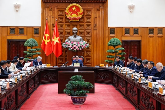 Thủ tướng Chính phủ Phạm Minh Chính: Khẩn trương hoàn thiện các báo cáo, tờ trình cấp có thẩm quyền về các dự án điện hạt nhân
