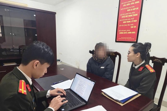 Hà Nội: Xử phạt người đăng thông tin "cấm xe tải để bán giấy đi đường"