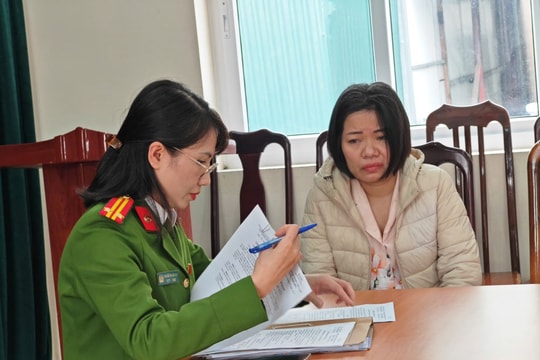 Khởi tố, bắt tạm giam người giúp việc có hành vi hành hạ cụ bà 82 tuổi tại Hà Nội