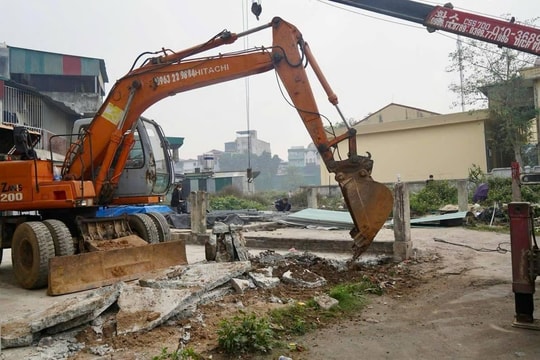 Xã Tây Phương hoàn thành cưỡng chế 19 trường hợp vi phạm đất đai