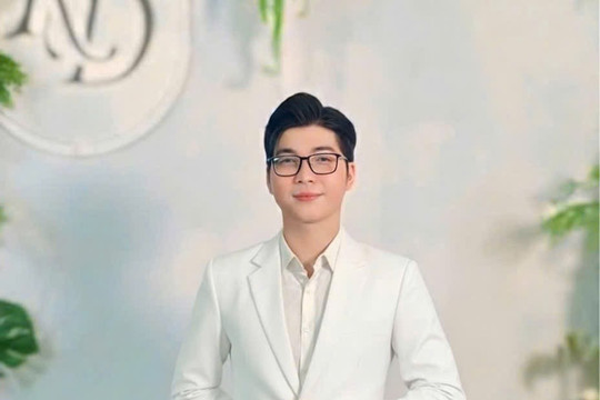 Hai lát cắt tình yêu trong âm nhạc Thế Hùng