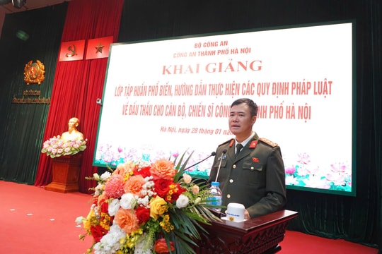 Tập huấn pháp luật về đấu thầu cho cán bộ, chiến sĩ Công an Thủ đô