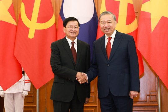 Triển khai nội hàm gắn kết chiến lược Việt Nam - Lào một cách có trọng tâm, trọng điểm