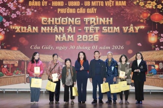 Ấm áp “Xuân nhân ái - Tết sum vầy” tại phường Cầu Giấy