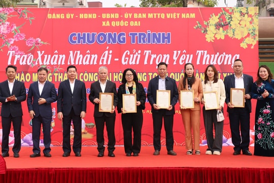 Ấm áp chương trình “Trao xuân nhân ái - Gửi trọn yêu thương” tại xã Quốc Oai