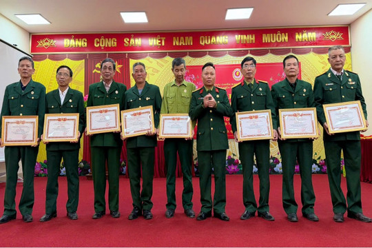 Hội Cựu chiến binh phường Yên Nghĩa vinh danh hội viên tiêu biểu