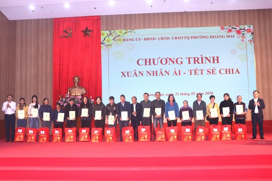 Đầm ấm “Xuân Nhân ái - Tết sẻ chia” ở Hoàng Mai