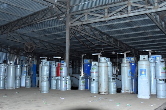 Phát hiện đường dây tuồn hàng nghìn bình gas có dấu hiệu làm giả ra thị trường