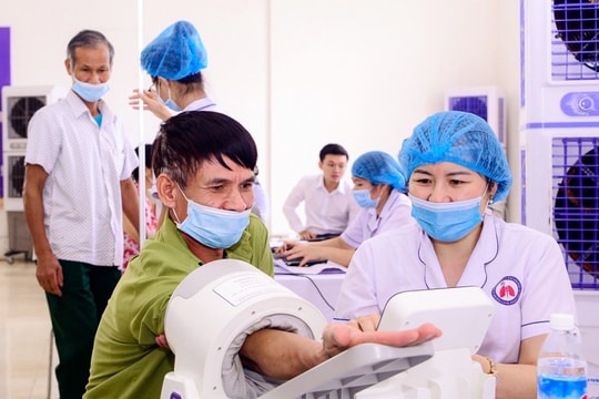 Xây dựng hệ thống y tế Thủ đô “Hiện đại - Thông minh - Nhân văn”