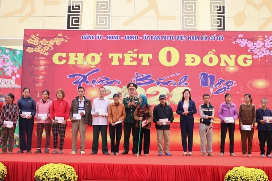 Xã Cổ Đô tổ chức chương trình “Chợ Tết 0 đồng”