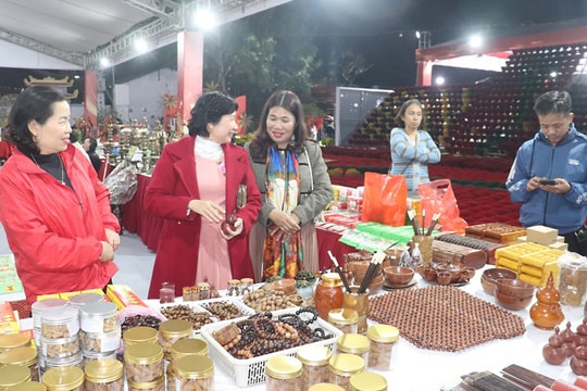 Hà Nội đẩy mạnh kích cầu tiêu dùng, tăng tổng mức bán lẻ hàng hóa