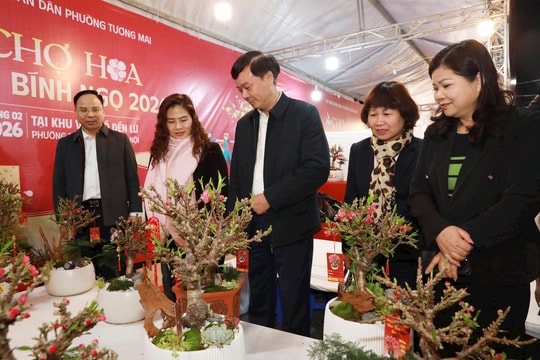 Phường Tương Mai khai mạc Chợ hoa Xuân Bính Ngọ
