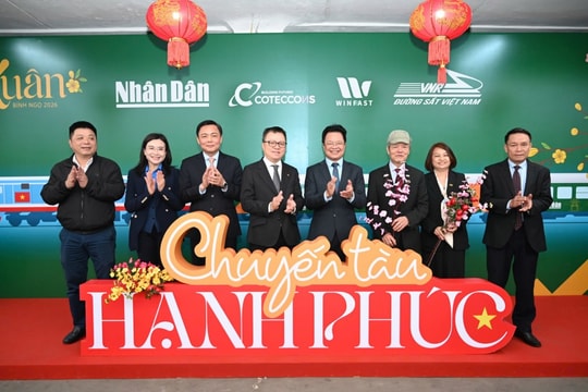 “Chuyến tàu Hạnh phúc” lan tỏa giá trị nhân văn, kết nối niềm tin