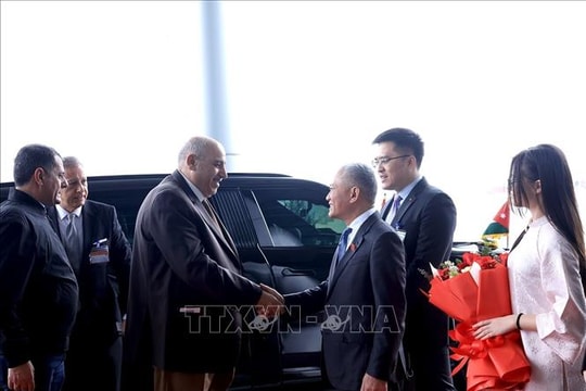 Chủ tịch Hạ viện Jordan đến Hà Nội, bắt đầu thăm chính thức Việt Nam