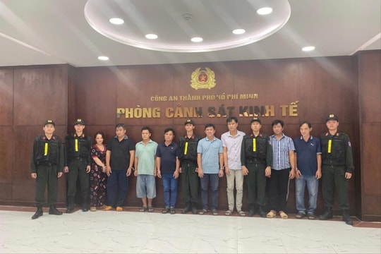 Triệt phá đường dây sản xuất, buôn bán xăng RON A95 giả