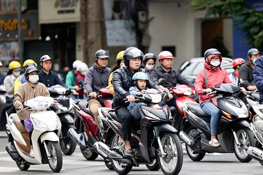 Bắc Bộ ngày nắng nhẹ, đêm có mưa nhỏ rải rác