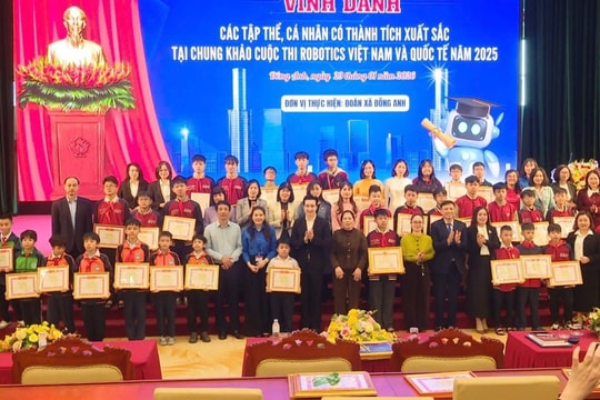 Đông Anh vinh danh tập thể, cá nhân xuất sắc tại đấu trường Robotics