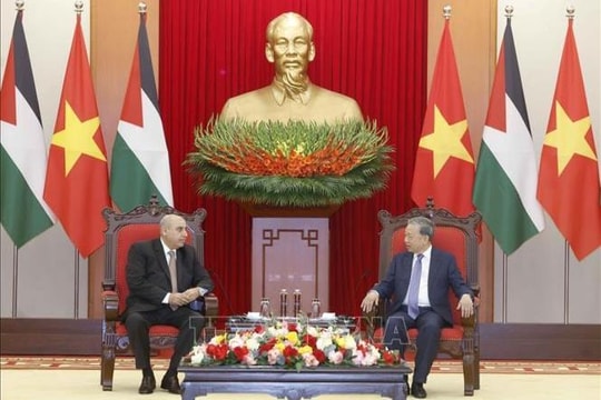 Tổng Bí thư Tô Lâm tiếp Chủ tịch Hạ viện Jordan Mazen Turki El Qadi