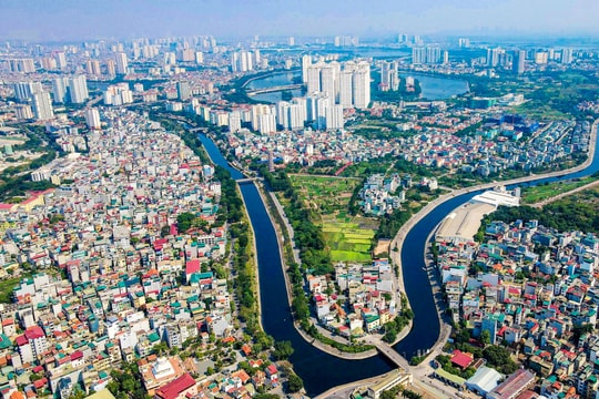Chuyển mạnh sang chiều sâu, đặt con người ở vị trí trung tâm
