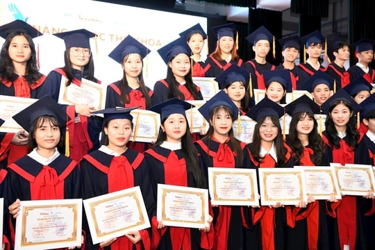 [Podcast] Quy định mới về bồi hoàn học bổng sau tốt nghiệp