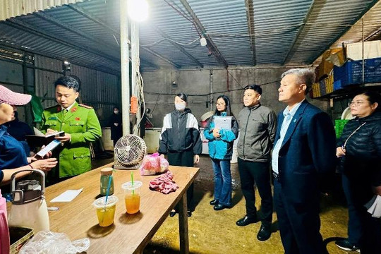 Xã Nam Phù kiểm tra đột xuất cơ sở thực phẩm dịp cận Tết nguyên đán Bính Ngọ 2026