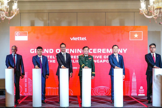 Viettel khai trương Văn phòng đại diện tại Singapore