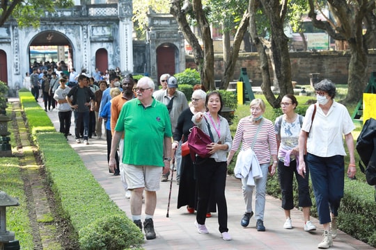 Các khách sạn tại Hà Nội: Kích cầu “đón sóng” du lịch Tết Bính Ngọ
