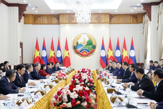 Tổng Bí thư Tô Lâm hội kiến Thủ tướng Lào Sonexay Siphandone